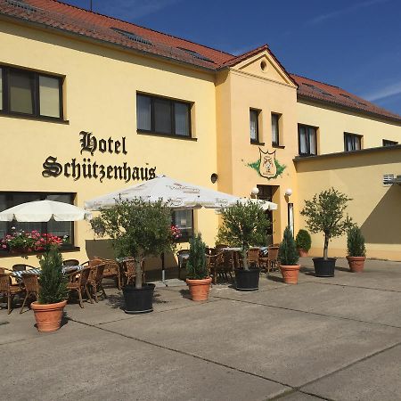 Hotel Schuetzenhaus Bruck  Exteriör bild